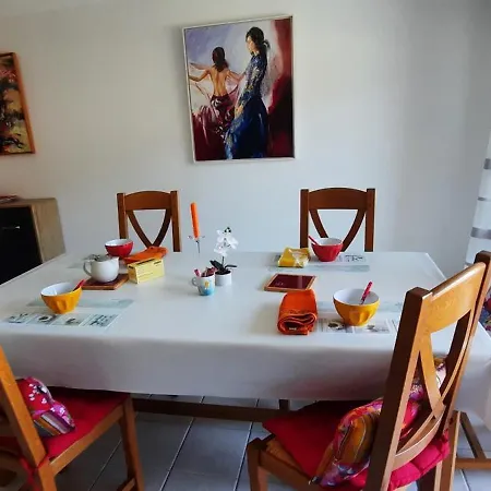 Apartment Les Romarins, Impeccable Et Son Parking Prive *